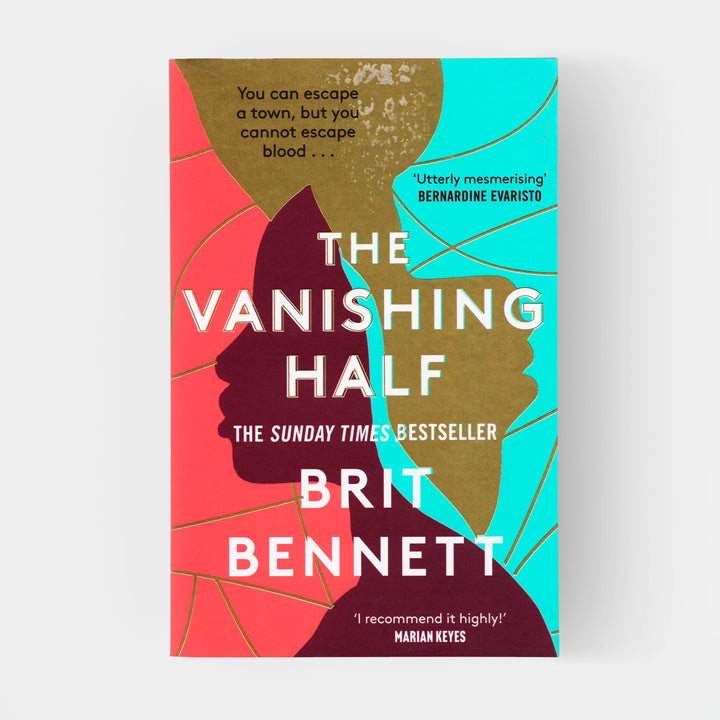 洋書　英語　The Vanishing Half, Brit Bennett The Vanishing Half — Brit Bennett